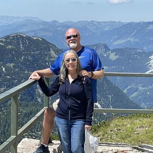 Meet your Posher, Mel